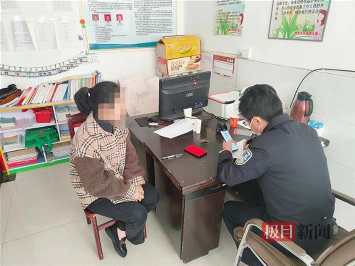 校車超員63%被“監(jiān)控”鎖定，交警一查發(fā)現(xiàn)更大問題