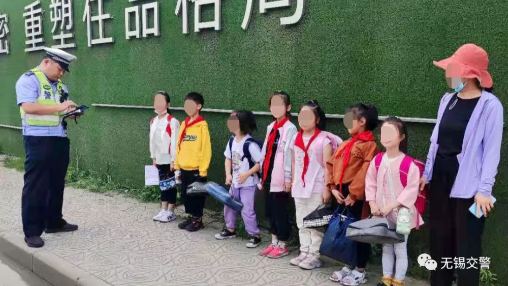 這樣的“黑校車”，你敢讓孩子坐嗎？