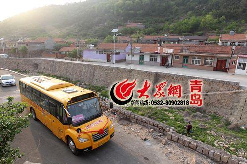 青島版《校車管理辦法》出臺 多項標(biāo)準(zhǔn)嚴(yán)于國標(biāo)