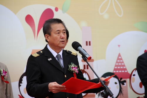 依維柯“校車安全守護(hù)者”公益活動(dòng)在青島隆重舉行