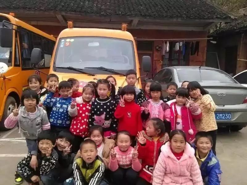 校車網(wǎng)粉絲投稿 | 我的校車，我的校車路