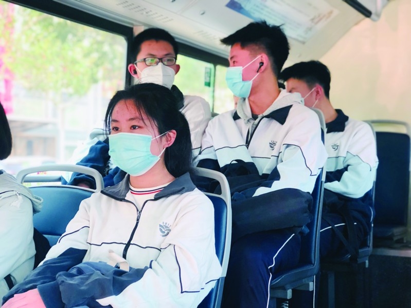 定制校車，既省心又放心