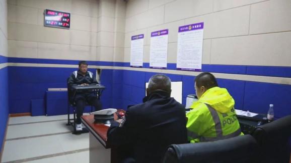 一線(xiàn)微觀 | 驚險(xiǎn)！松原兩臺(tái)“黑校車(chē)”現(xiàn)形記