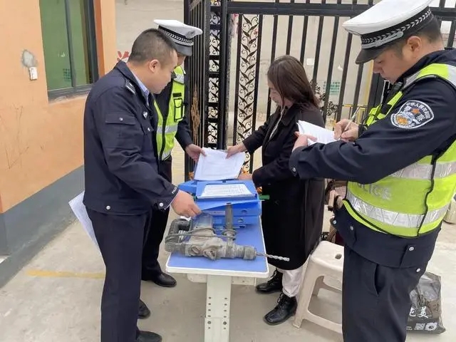 強(qiáng)化校車管理 筑牢出行安全