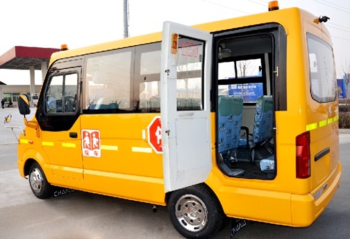 長安神童校車再次升級(jí)更安全、更舒適、更適用
