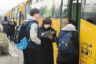 孩子們都稱她“媽媽”