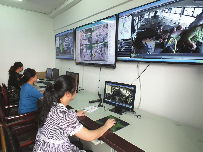 內(nèi)江建校車監(jiān)控平臺 社會車輛不避讓校車將被“留證