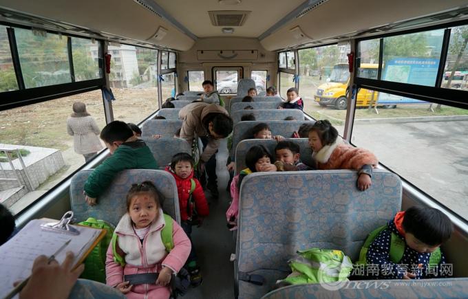 讓校車安全“看得見”的監(jiān)控平臺