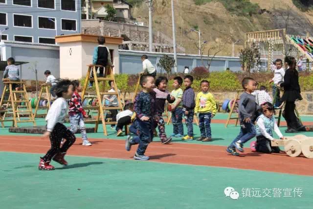 央視關注鎮(zhèn)遠縣幼兒學生“校車”安全