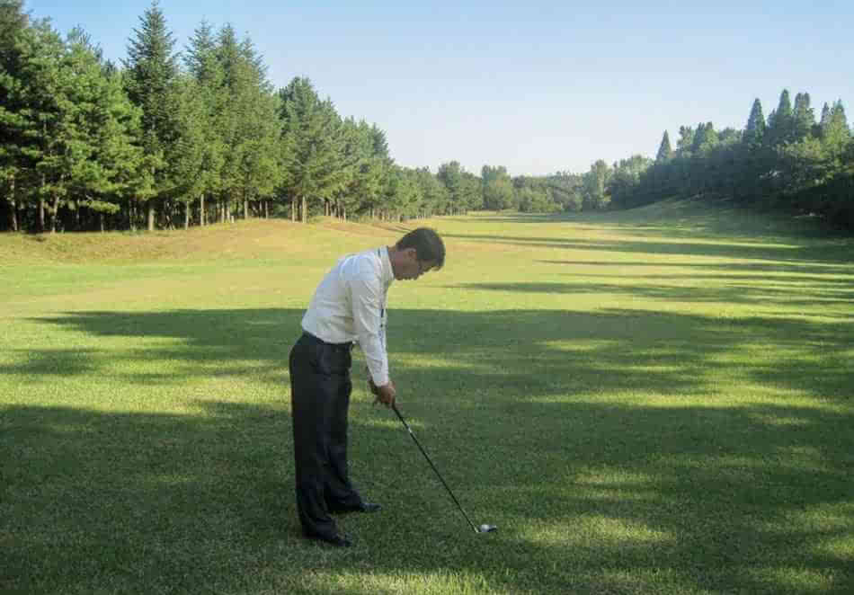 老外游朝鮮時(shí)拍的照片 校車畫面有點(diǎn)驚人