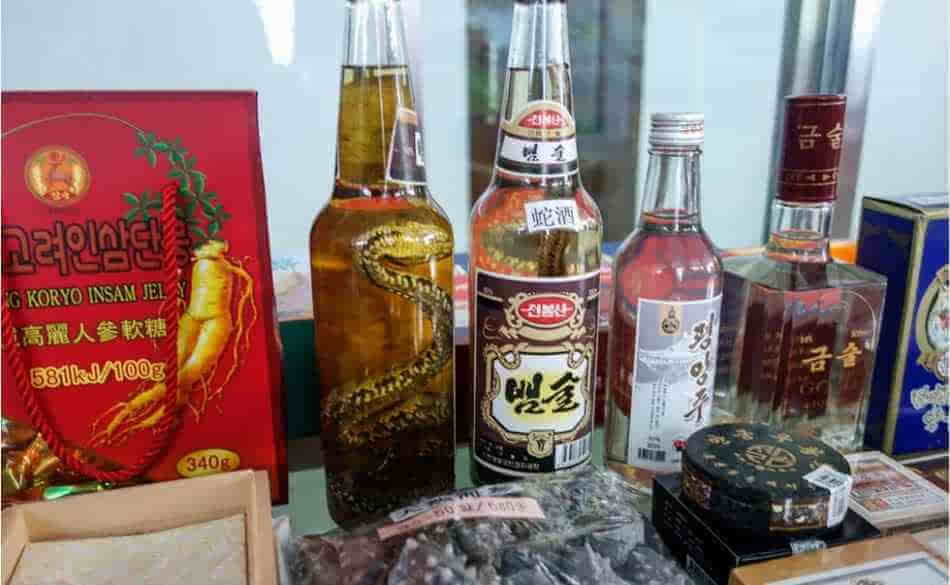 老外游朝鮮時(shí)拍的照片 校車畫面有點(diǎn)驚人