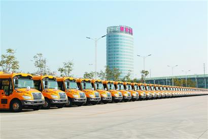 1700輛校車將“供暖” 駕駛員須提前40分鐘開暖風(fēng) 1700輛校車將“供暖” 駕駛員須提前40分鐘開暖風(fēng)