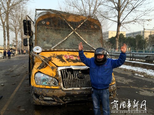 瘋狂校車直面瘋狂測試 宇通表示很淡定 瘋狂校車直面瘋狂測試 宇通表示很淡定