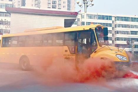 “袋鼠行動(dòng)”全力護(hù)航校車安全——山西童華陽光校車公司舉辦“校車安全大講堂”