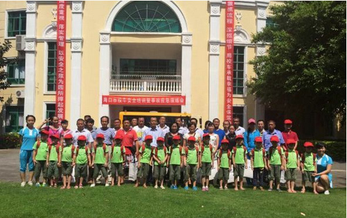 “校車安全大講堂”在?？谂e行