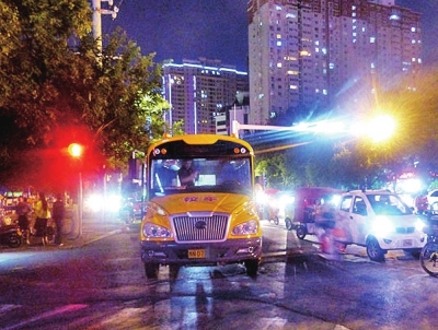 被依法暫扣的校車