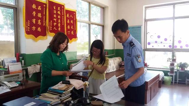 嚴(yán)查校車保安全，廊坊交警一直在路上！