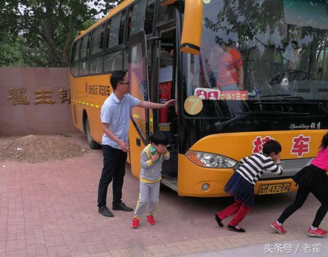 山東省濱州市：陽信縣翟王鎮(zhèn)中小學(xué)教會學(xué)生1分鐘安全逃離校車