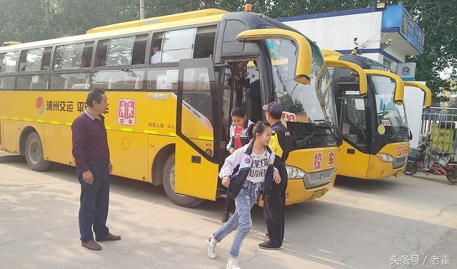 山東省濱州市：陽信縣翟王鎮(zhèn)中小學(xué)教會學(xué)生1分鐘安全逃離校車