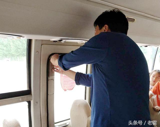 山東省濱州市：陽信縣翟王鎮(zhèn)中小學(xué)教會學(xué)生1分鐘安全逃離校車