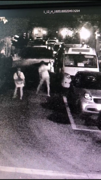 幼兒園校車反光鏡被誰暗中破壞？警方調(diào)查發(fā)現(xiàn)竟然是無妄之災(zāi)