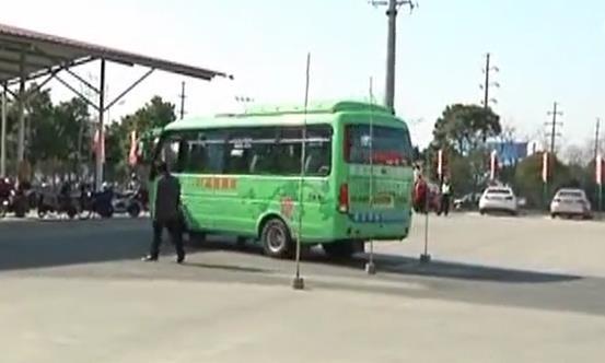 只因每天都吃同一家面條 校車司機被檢測疑似吸毒 警方介入調(diào)查