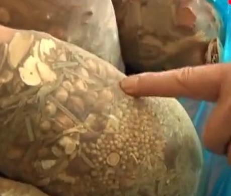 只因每天都吃同一家面條 校車司機被檢測疑似吸毒 警方介入調(diào)查