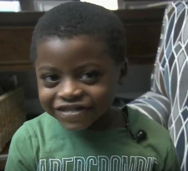 美5歲男孩被鎖校車內(nèi)長達7小時 司機曾被提醒但無視 美5歲男孩被鎖校車內(nèi)長達7小時 司機曾被提醒但無視