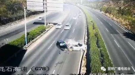 昆石高速公路倒車致7人受傷4車受損，只罰400元扣18分？