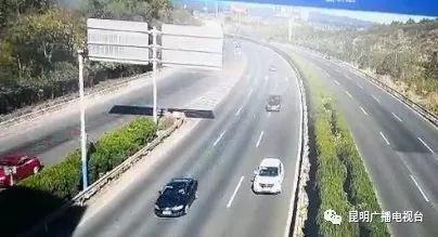 昆石高速公路倒車致7人受傷4車受損，只罰400元扣18分？