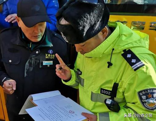 強化校車檢查，筑牢安全防線，“校車安全”這根弦堅決不能松！