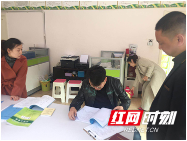 安鄉(xiāng)縣多部門聯(lián)動開展城區(qū)校車專項整治行動