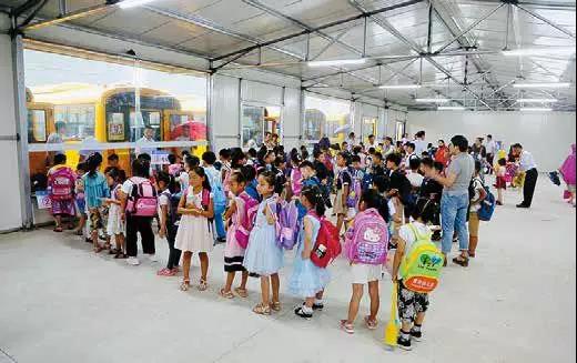 【實例】如何用41臺校車接送50000名學生？