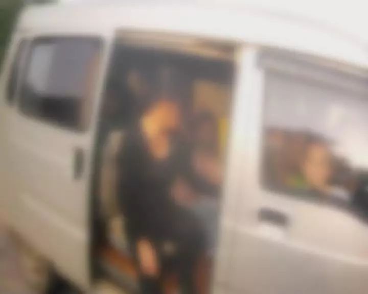 罰錢+刑拘，湘潭一“黑校車”被查！