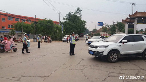 “七進(jìn)”潞城 | 交警走進(jìn)轄區(qū)小學(xué)開展交通安全集中整治工作 “七進(jìn)”潞城 | 交警走進(jìn)轄區(qū)小學(xué)開展交通安全集中整治工作