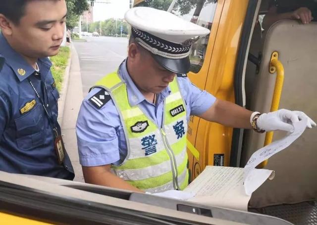 湘潭一校車司機(jī)酒駕心存僥幸“走捷徑”，交警蜀黍：沒想到吧？