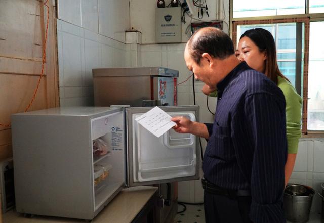 筑牢安全防護(hù)網(wǎng)！邵陽市組織開展校園及周邊、校車安全管理督查