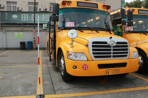 東南汽運攜手蘇州金龍開展校車安全技能大比武/ 東南汽運攜手蘇州金龍開展校車安全技能大比武