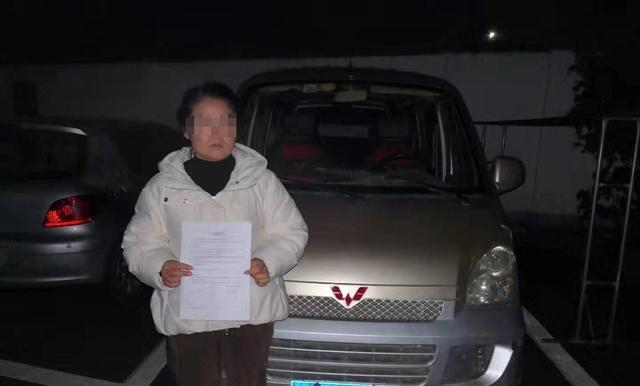 “黑校車”接送幼兒，阜陽(yáng)交警開(kāi)出萬(wàn)元罰單