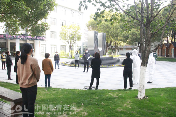 即將復(fù)學(xué)如何做好疫情防控？杭實外開展“情景式”防疫演練，提升疫情防控應(yīng)急處置能力