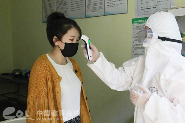 即將復(fù)學(xué)如何做好疫情防控？杭實外開展“情景式”防疫演練，提升疫情防控應(yīng)急處置能力