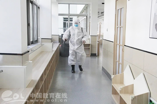 即將復(fù)學(xué)如何做好疫情防控？杭實外開展“情景式”防疫演練，提升疫情防控應(yīng)急處置能力