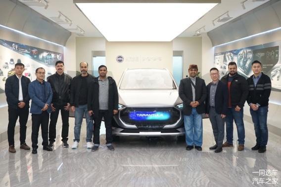 中東最大校車訂單花落誰家？186臺上汽MAXUS V80校車交付阿聯(lián)酋