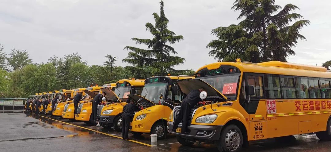 初三開學(xué)在即，交運溫馨校車整裝待發(fā)