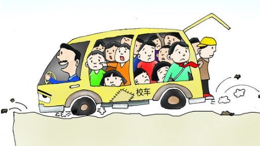 一線(xiàn)微觀｜驚！超員260%！面包車(chē)充當(dāng)校車(chē)超員運(yùn)送學(xué)生被交警查獲