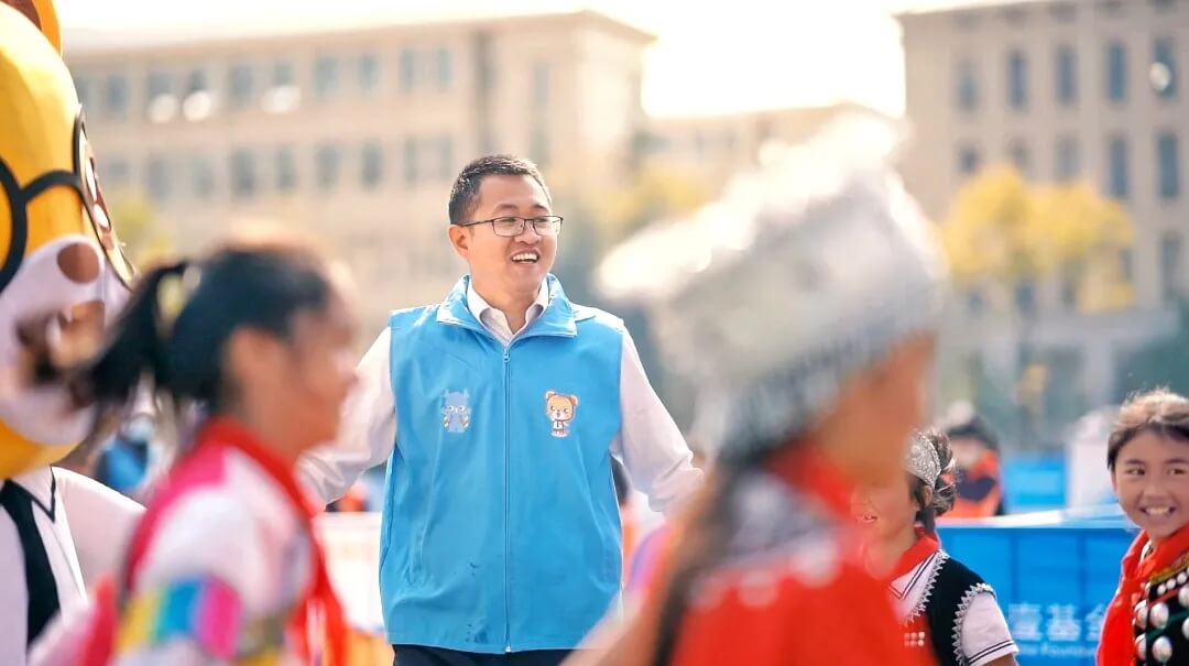 宇通人篇：萬(wàn)里奔波，只為守護(hù)你平安成長(zhǎng)！