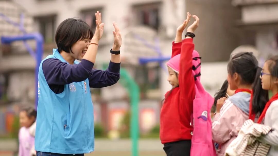 志愿者篇：孩子的笑臉，讓我停不下來(lái)！