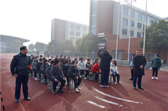 江蘇海安：年末歲底繃緊弦 校車、防震雙演練