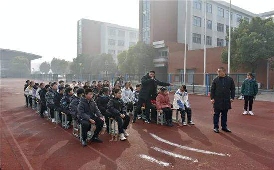 江蘇海安：年末歲底繃緊弦 校車、防震雙演練