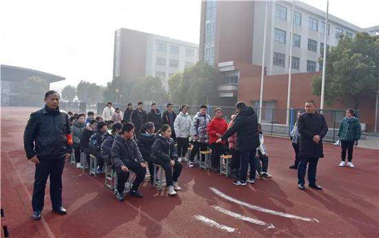 江蘇海安：年末歲底繃緊弦 校車、防震雙演練